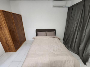 DE ELITE KUCHING HOMESTAY